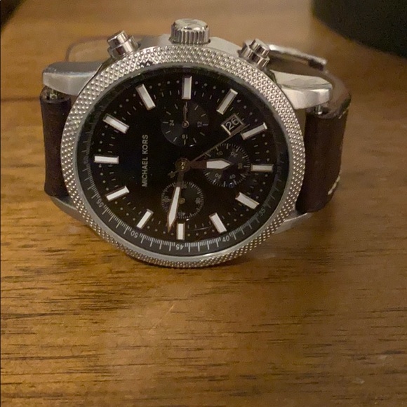 michael kors chronograph watch - Picture 2 of 4